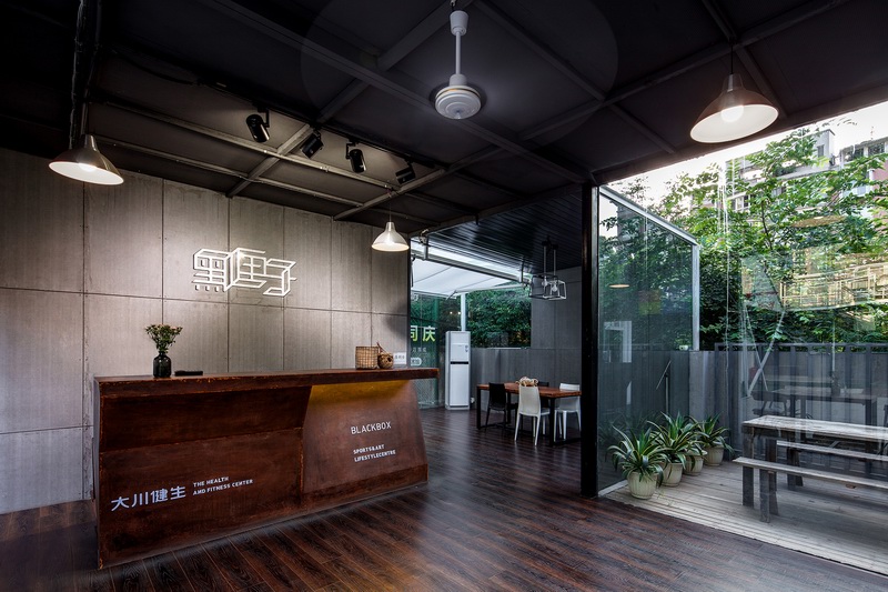 成都黑匣子運(yùn)動館 合什建筑&樸詩建筑